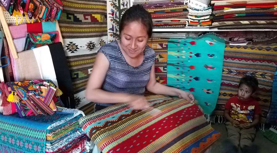El ambulantaje y  piratería golpea  a los artesanos de Oaxaca