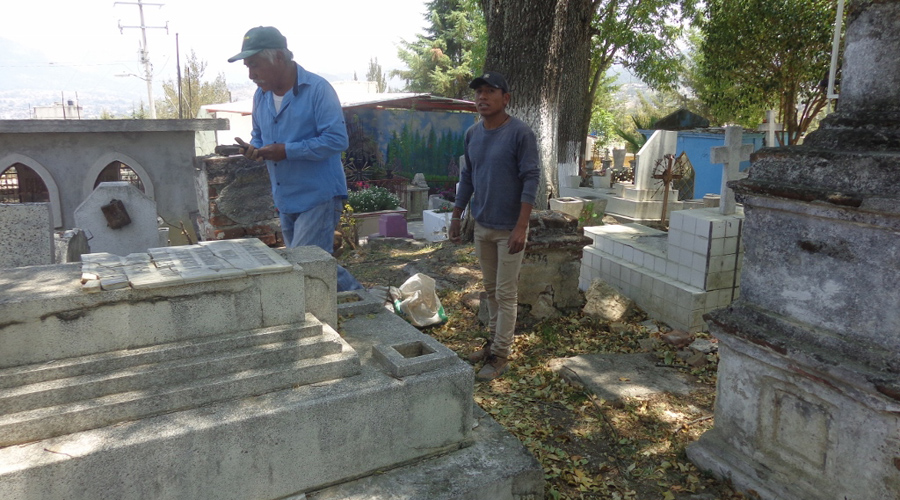Inician limpieza en  el panteón municipal de Tlaxiaco
