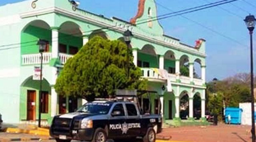Exhuman cadáver en Santo Domingo Tonalá, Huajuapan y terminan detenidos | El Imparcial de Oaxaca