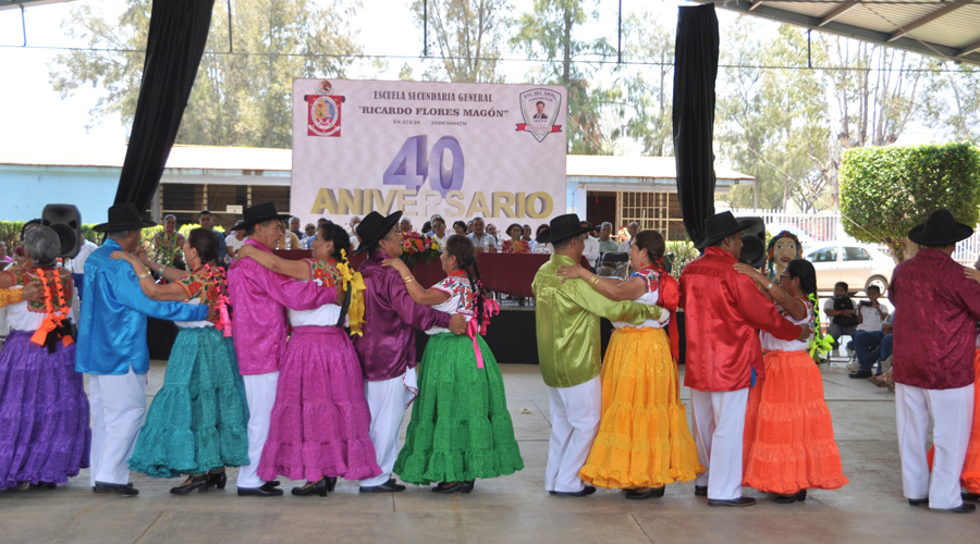 Celebran 40 años de educar con excelencia en Oaxaca