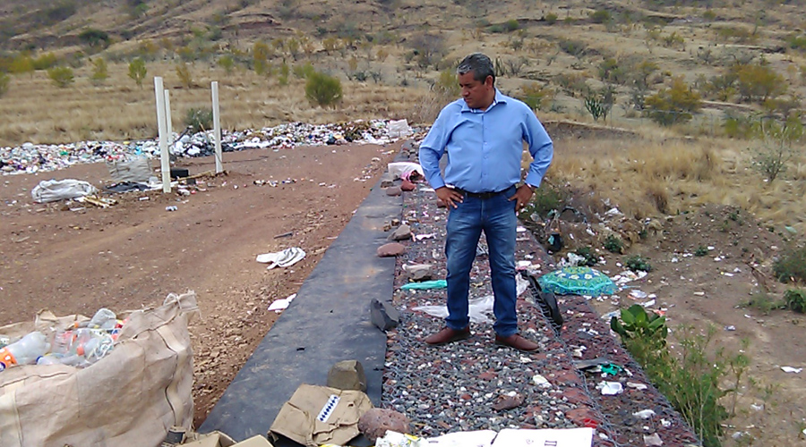 Mal manejo de residuos, foco de contaminación  en  Santiago Huajolotitlán