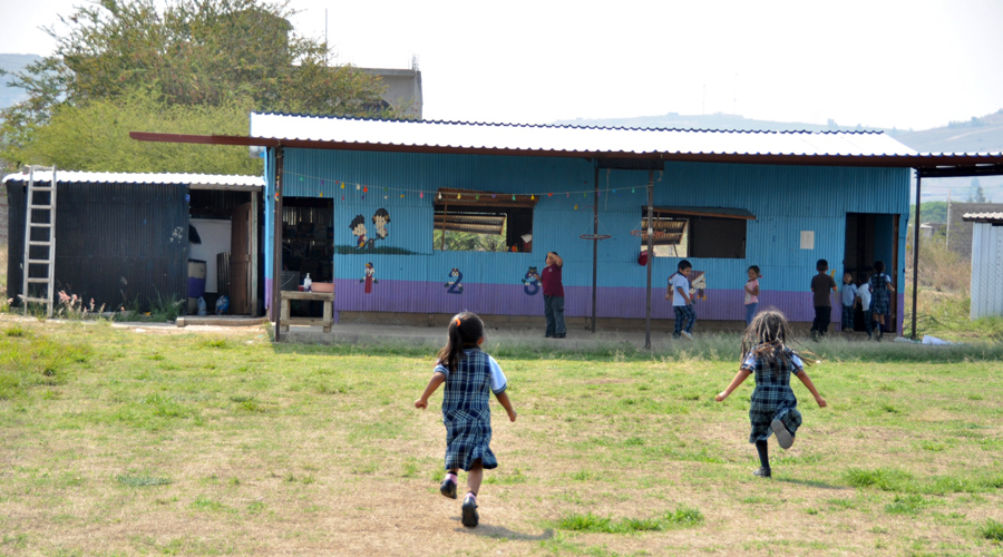 Persiste en Oaxaca deplorable infraestructura  educativa
