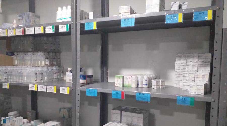 Persiste la falta de medicamentos en hospitales de Oaxaca
