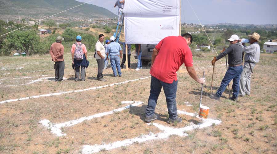 Reciben terrenos voceadores de Oaxaca, 10 años después de gestionarlo | El Imparcial de Oaxaca