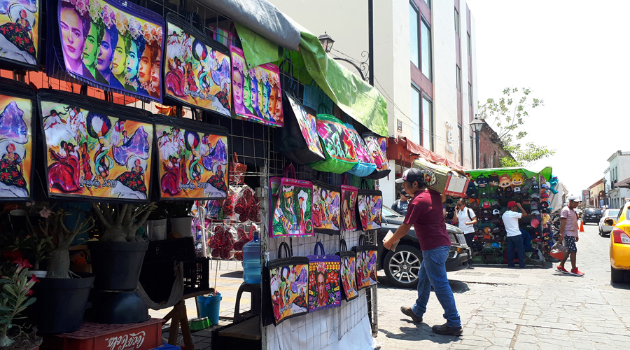 Sin ningún tipo de solución el  comercio ambulante de Oaxaca