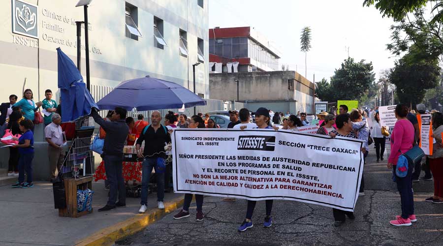 Rechazan en el ISSSTE despidos injustificados | El Imparcial de Oaxaca