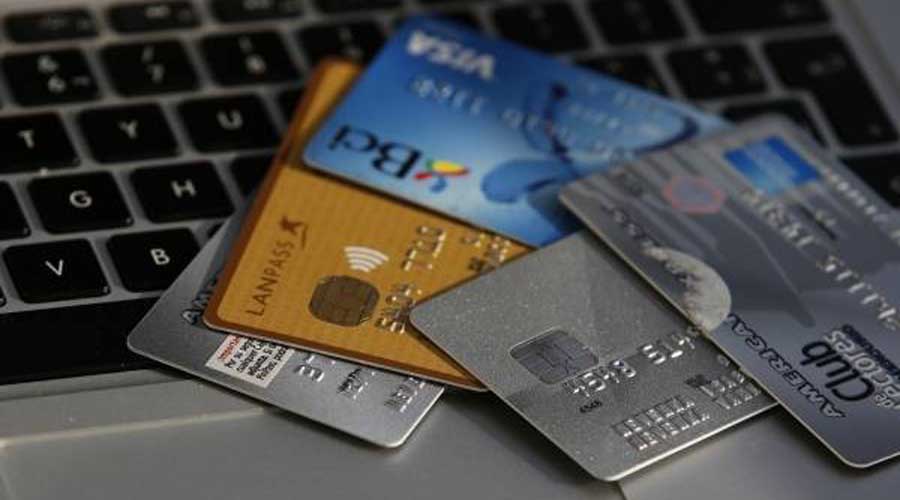 Tarjetas bancarias tienen más bacterias que dinero en efectivo