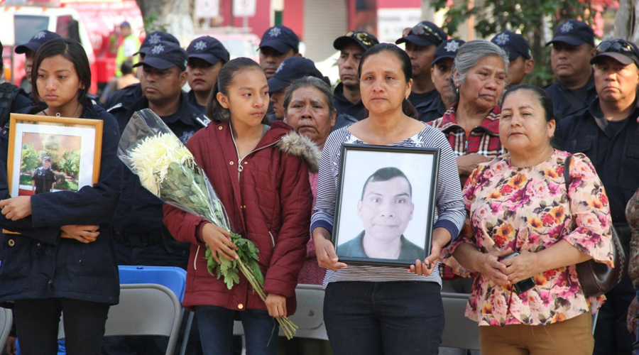 Rinden homenaje a policía fallecido en Huajuapan | El Imparcial de Oaxaca