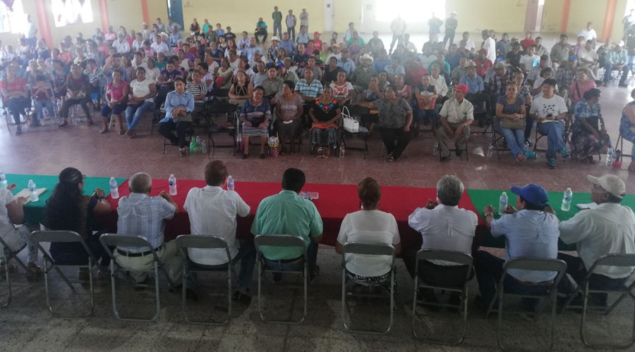 Brindan certeza jurídica a los comuneros del Barrio de la Soledad | El Imparcial de Oaxaca