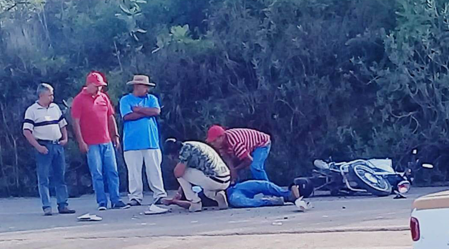 Fuerte accidente, deja un lesionado en Mariscala de Juárez