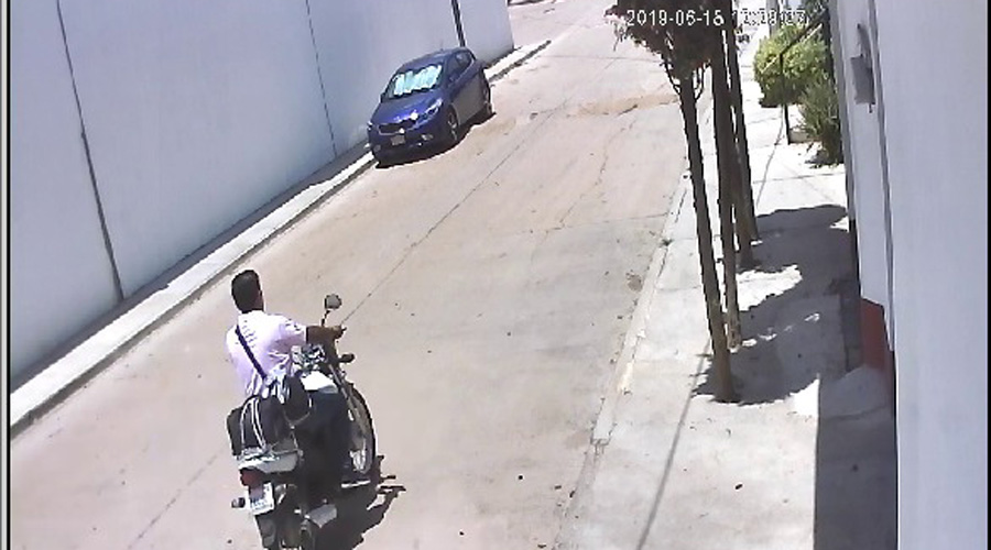 Videograban robo de moto en agencia Guadalupe Victoria