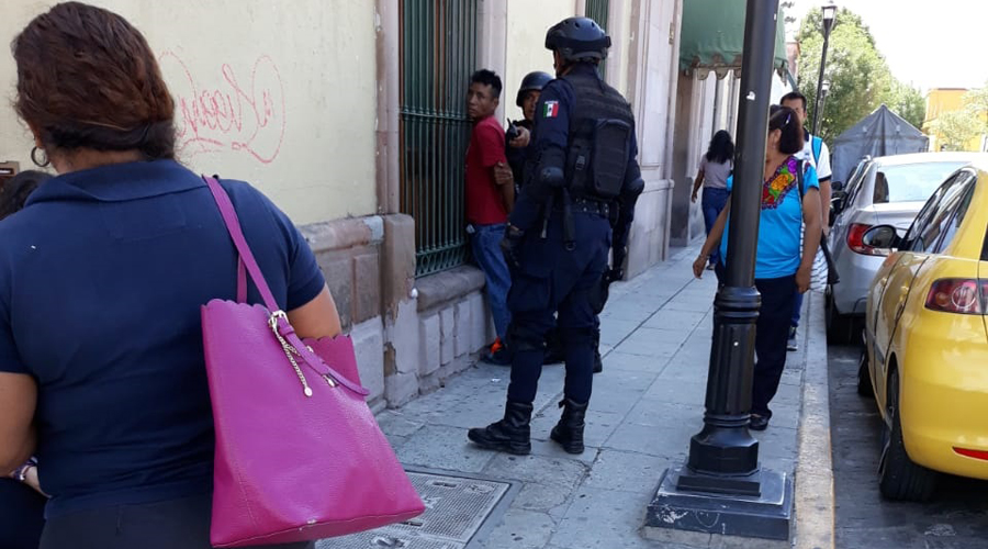 Detienen a ratero en calles del Centro Histórico | El Imparcial de Oaxaca