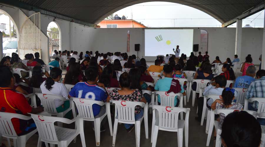 Cine móvil Toto  llega a Jamiltepec | El Imparcial de Oaxaca