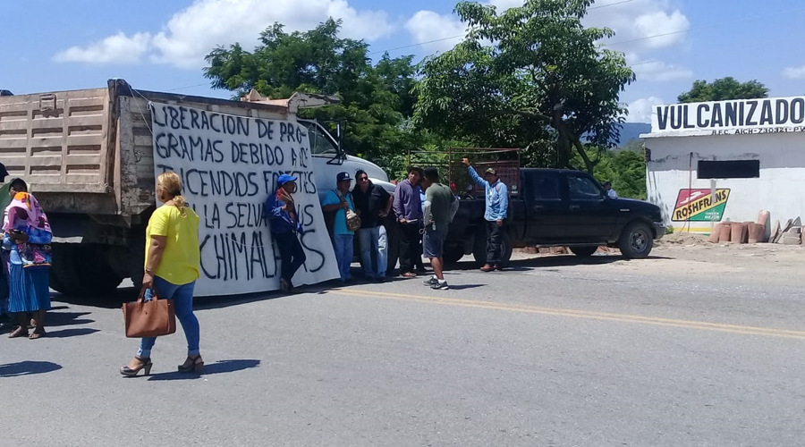 Comunidades del Istmo bloquean carretera | El Imparcial de Oaxaca