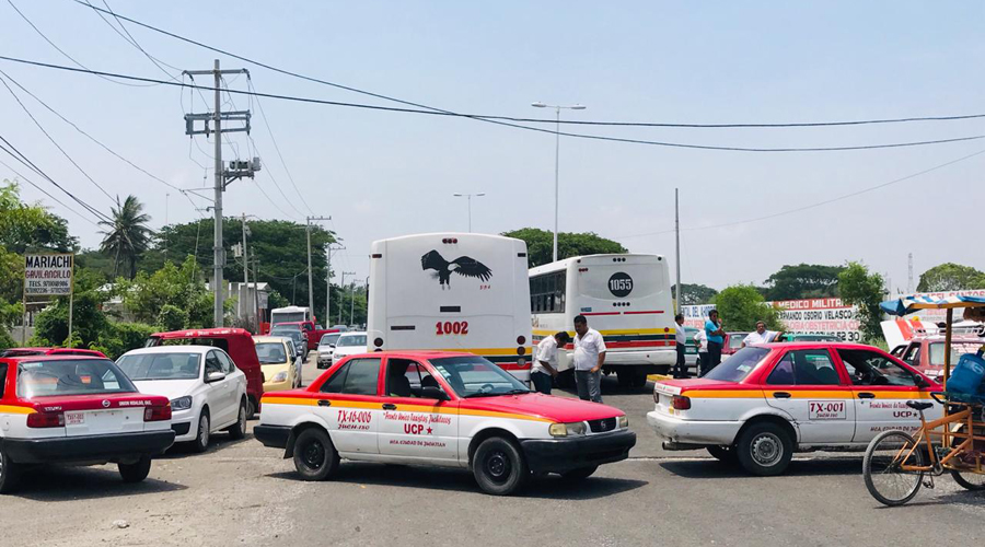 Continúa conflicto entre UCP y taxistas de El Espinal | El Imparcial de Oaxaca