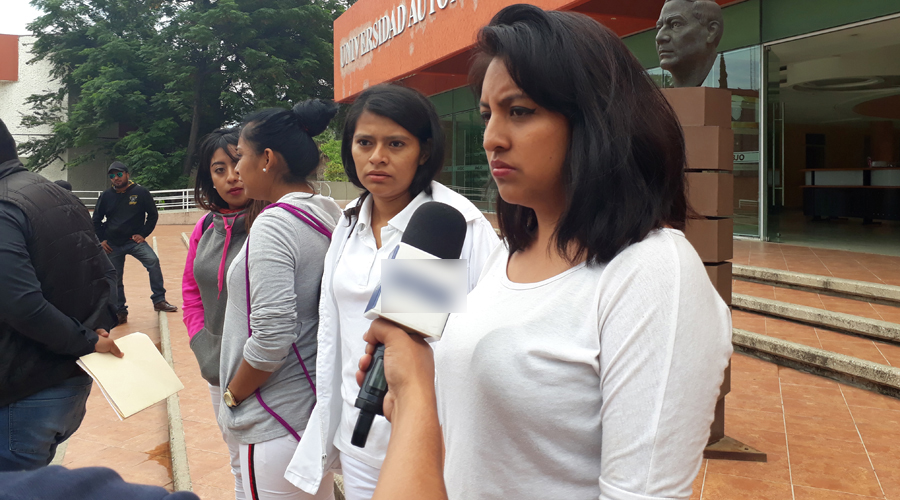 Denuncian alumnos actos de corrupción en la facultad de Odontología | El Imparcial de Oaxaca