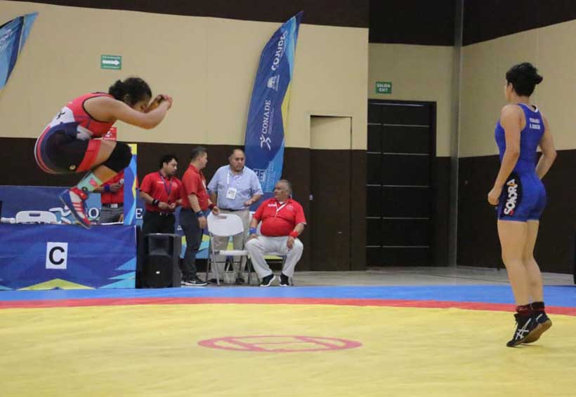 Selección oaxaqueña de luchas asociadas cosecha medallas en la Olimpiada Nacional y Nacional Juvenil 2019 