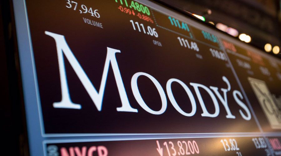 Preocupan más las políticas de AMLO que los aranceles de Trump: Moody’s