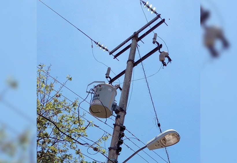 Ciudadanos de Salina Cruz exigen energía eléctrica en sus hogares | El Imparcial de Oaxaca