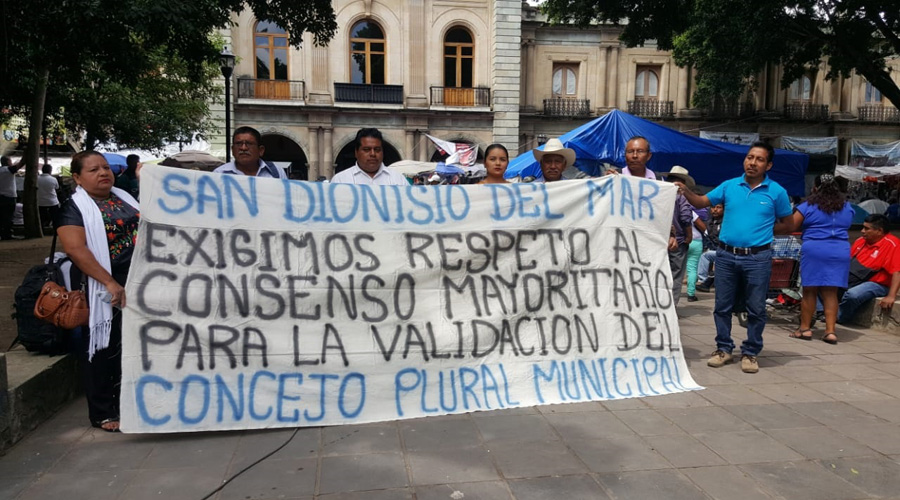 San Dionisio del Mar exige solución al conflicto electoral
