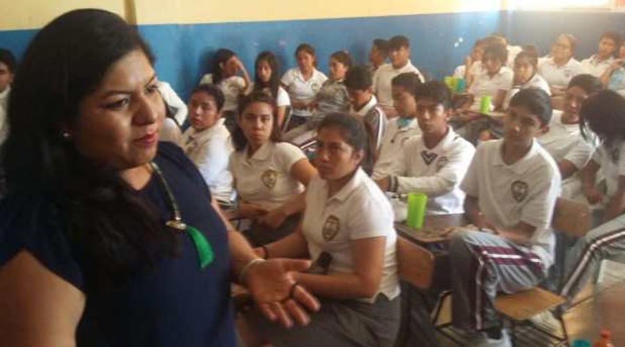 Sigue discriminación  de niñas en agencias  de Huajuapan de León, Oaxaca | El Imparcial de Oaxaca