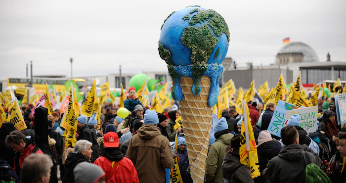 Miles protestan contra el cambio climático en Alemania | El Imparcial de Oaxaca