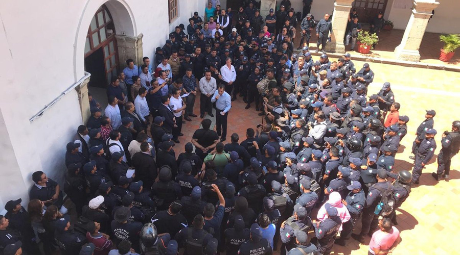 Policías municipales de Oaxaca de Juárez, al paro por nulo avance en Fortaseg