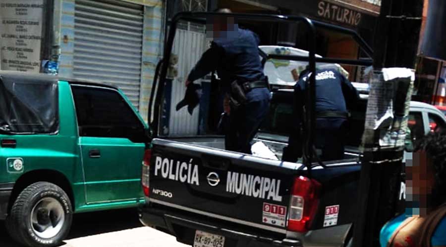 Acuchillan a dos policías en Huajuapan 
