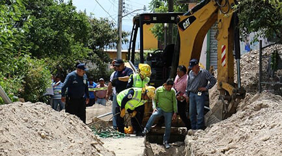 Trabajador muere sepultado en San Agustín Etla
