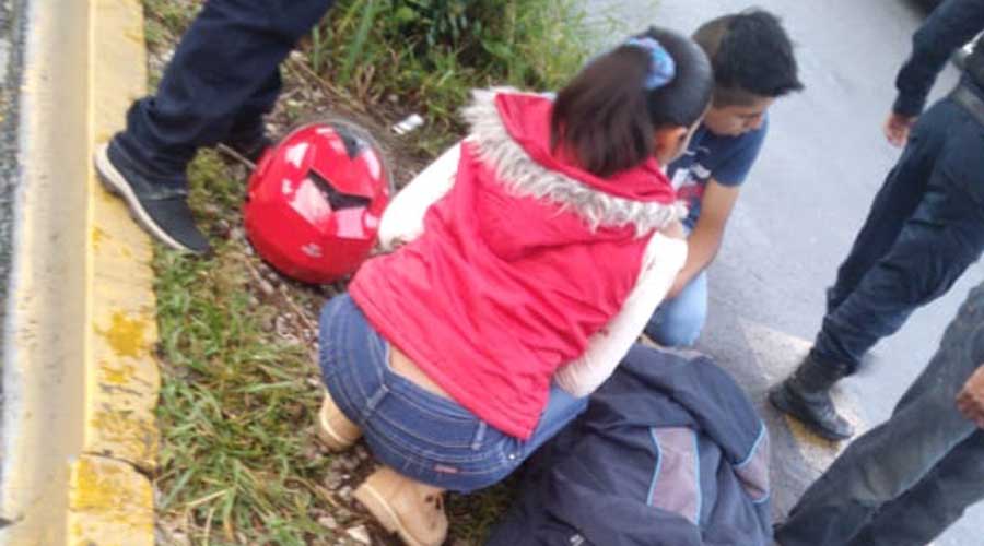 Mujer derrapa violentamente en la colonia Estrella | El Imparcial de Oaxaca