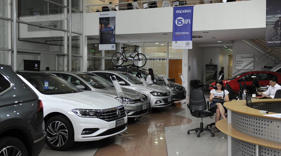 Crisis económica impedirá que mexicanos compren autos en 2019