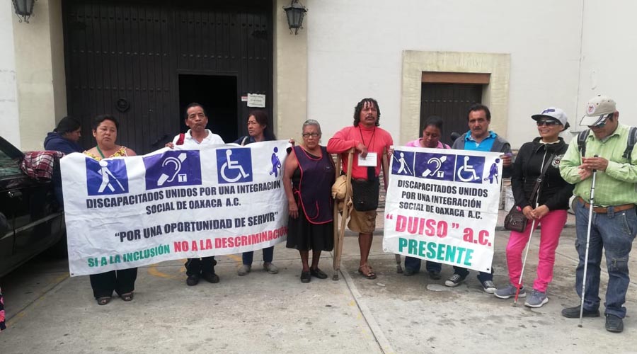 Ambulantes con discapacidad revelan abusos de los inspectores de Oaxaca | El Imparcial de Oaxaca