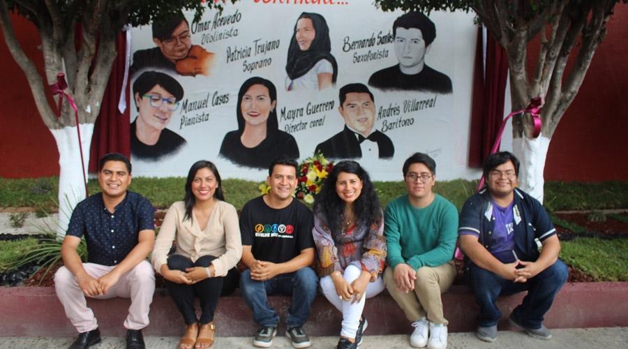 Dedican mural a artistas destacados de Huajuapan de León