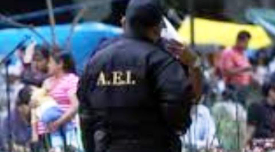 Retienen a elemento de la AEI en Silacayoápam | El Imparcial de Oaxaca Retienen a elemento de la AEI en Silacayoápam | El Imparcial de Oaxaca