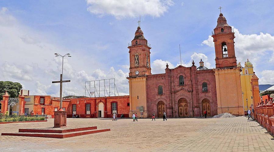 En la Mixteca, buscan donativos para  culminar templo católico | El Imparcial de Oaxaca