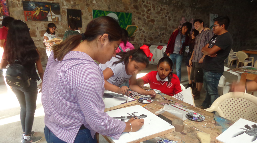 Enseñanza del arte busca  aminorar la violencia en la Mixteca