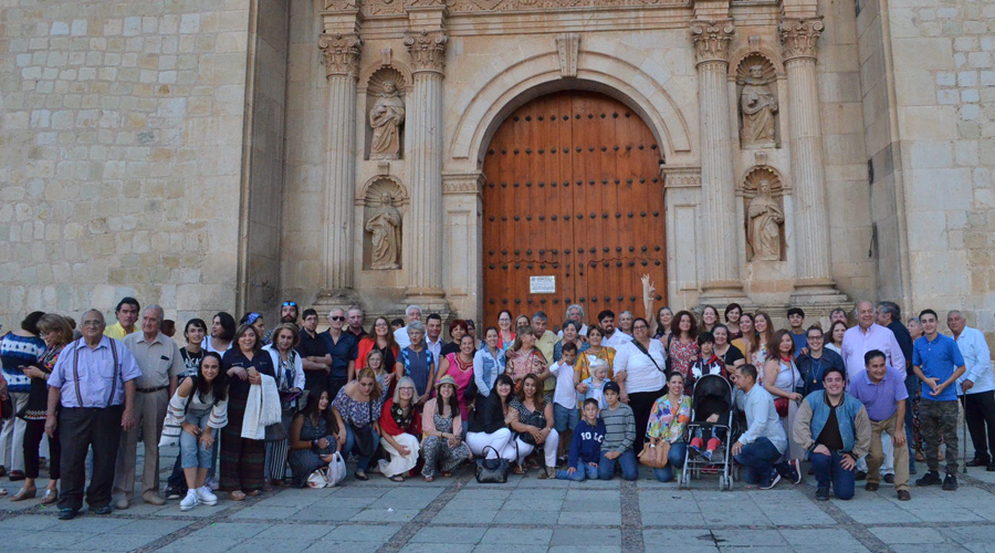 Con misa y reunión familiar, festejan doble cumpleaños | El Imparcial de Oaxaca