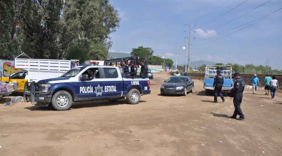 Resguarda policía, playón de la Central de Abasto de Oaxaca