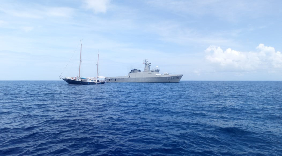 Zona Naval rescata a  tripulantes americanos | El Imparcial de Oaxaca