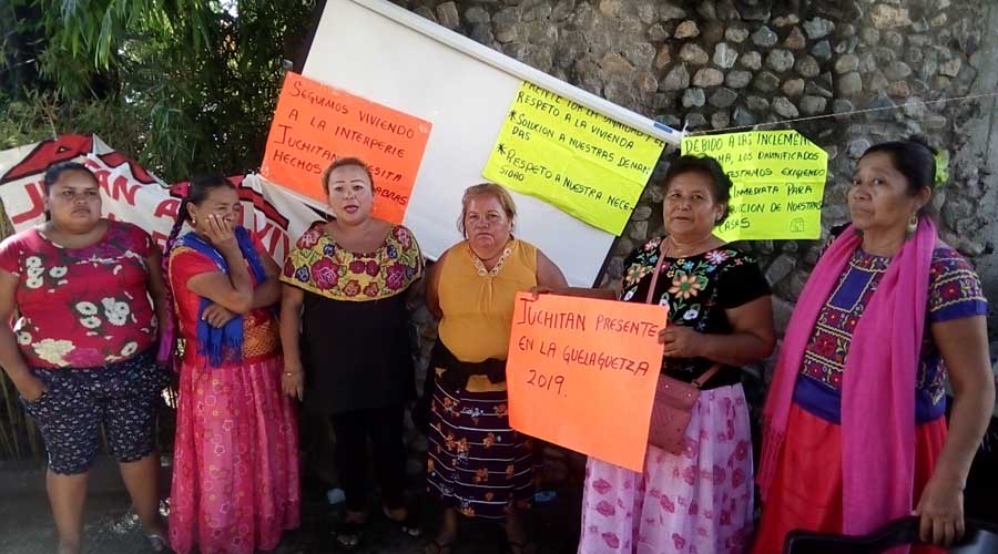 Durante la Guelaguetza, protestan damnificados de Juchitán | El Imparcial de Oaxaca