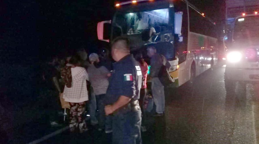 Secuestran autobús y asaltan a usuarios en Tehuantepec | El Imparcial de Oaxaca