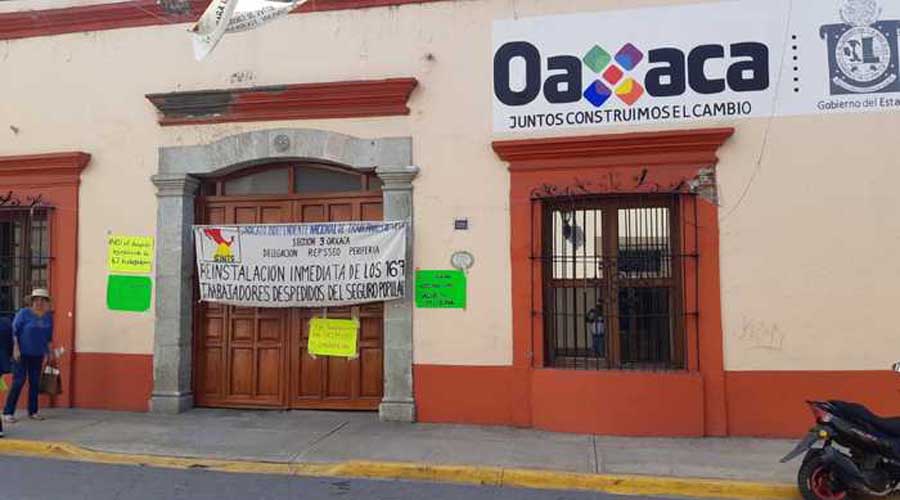 Protesta de SINTSA en Oaxaca tiene varado  medicamentos del Seguro Popular | El Imparcial de Oaxaca