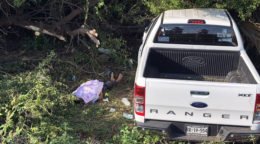 Se salen del camino en Juchitán; un muerto y dos heridos | El Imparcial de Oaxaca