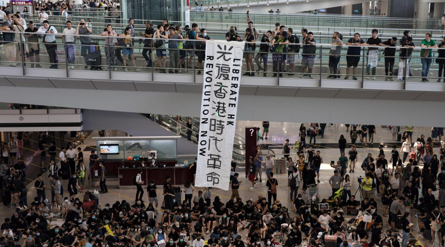 Protestas en Hong Kong cancelan todos los vuelos | El Imparcial de Oaxaca