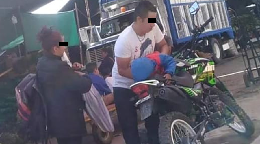 Abandonan a niño dormido en moto en la Central de Abasto | El Imparcial de Oaxaca