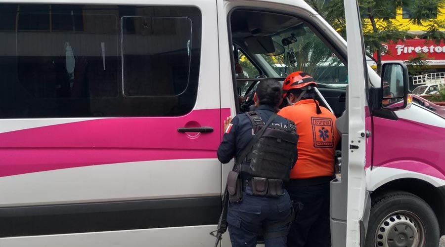Fallan los frenos y se estampa contra patrulla en Tuxtepec | El Imparcial de Oaxaca