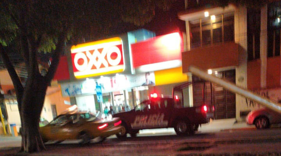 Asaltan de nueva cuenta tienda en módulo azul de la capital oaxaqueña | El Imparcial de Oaxaca