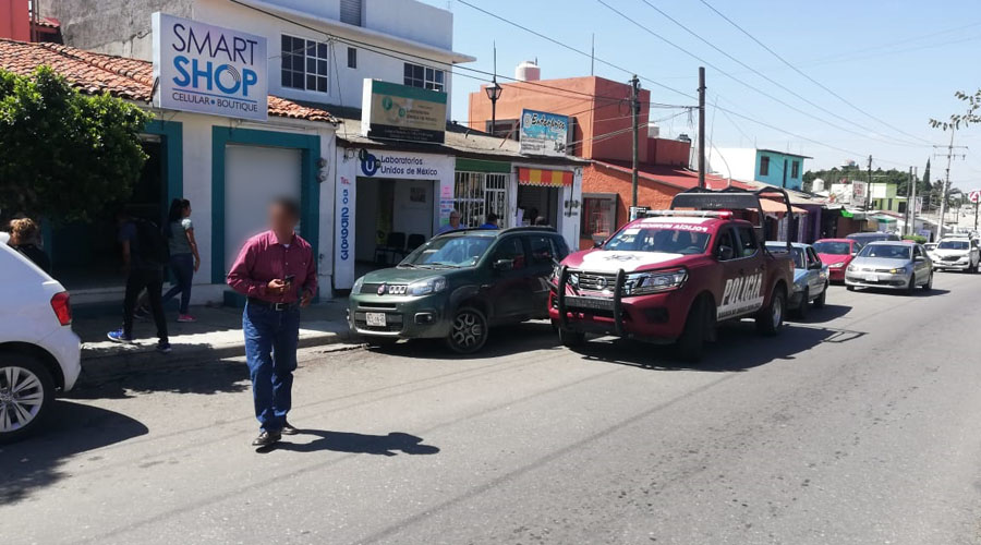 Saquean tienda de celulares en el Infonavit Primero de Mayo