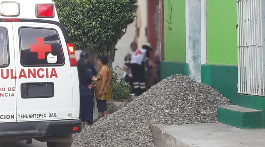 Ejecutan a mujer a la puerta de su hogar en Tehuantepec