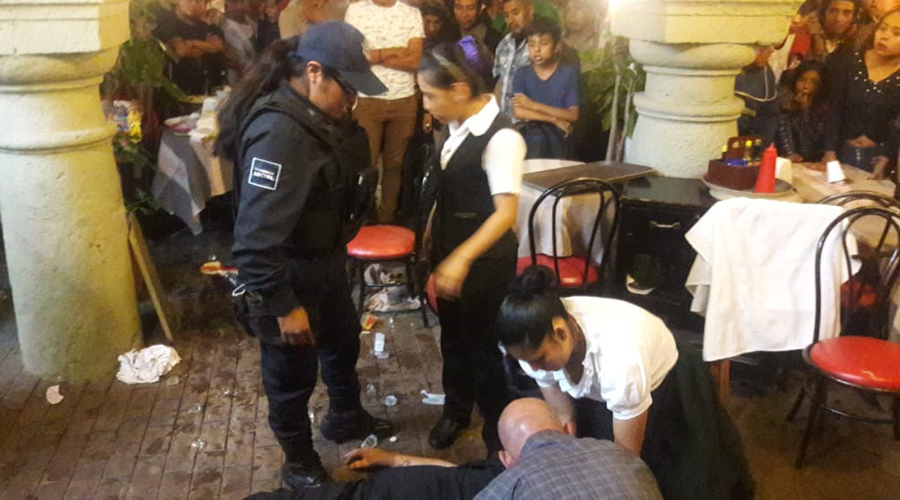 Trifulca en bar del centro histórico de Oaxaca deja dos lesionados